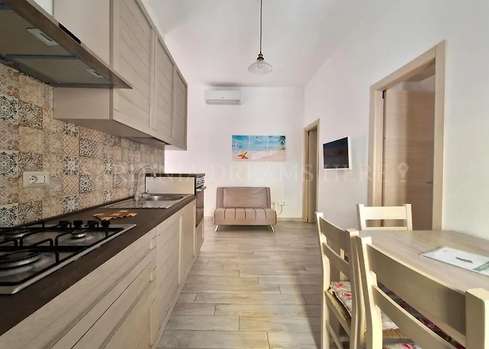 Casa Gemma A 300 M Dalla Rena Bianca 산타테레사의갈루라